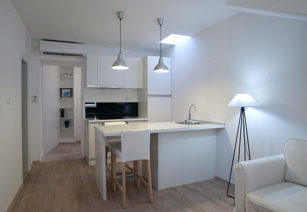 Attic Apartments سبليت الغرفة الصورة